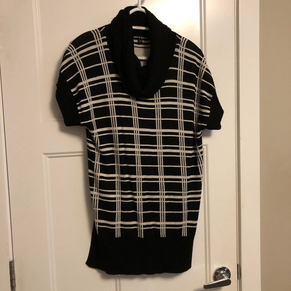 3 for $15 Plaid Sweater - Picture 1 of 3
